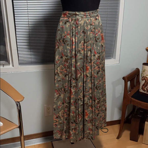 Pendleton Dresses & Skirts - Lovely Vintage Midi Skirt in Dusty Olive Green and Orange